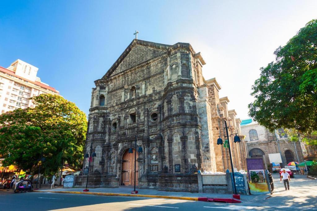 Amorsolo Mansion Hotel Manila Exterior foto